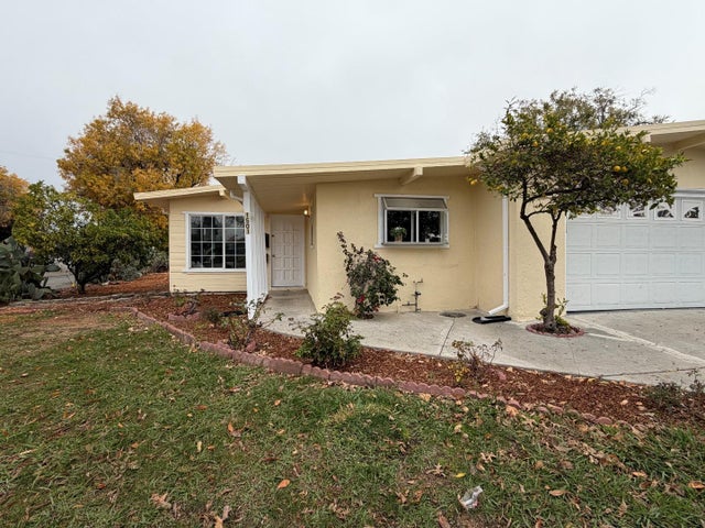 1501 Canton Dr, MILPITAS