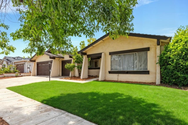 10683 Pebble Pl, CUPERTINO