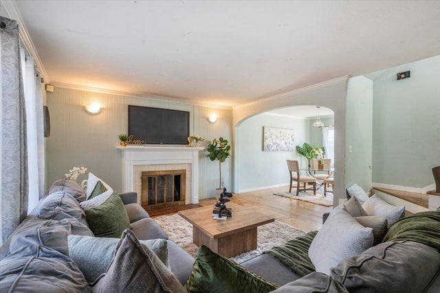 9401 Castlewood St, OAKLAND