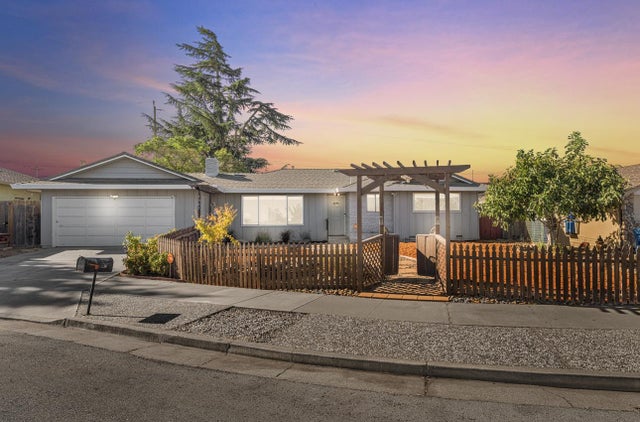 1361 Westward Dr, HOLLISTER