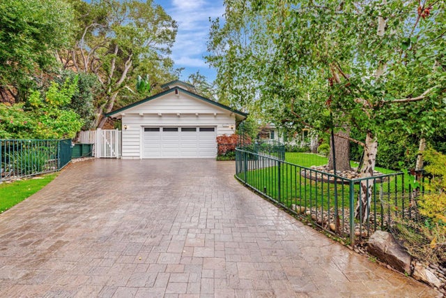 1630 Courtland Rd, BELMONT