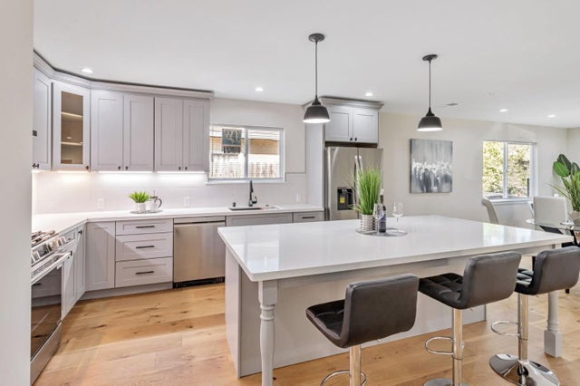 1372 Davis St, San Jose