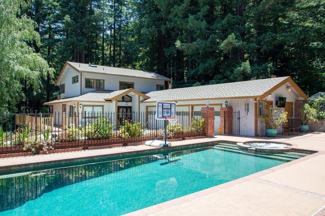 350 Aurora Rd, SOQUEL