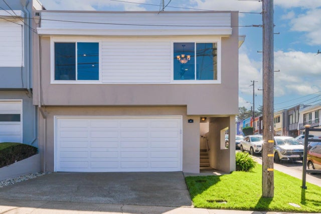 4 Royce Way, DALY CITY