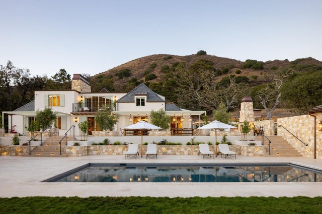 10 Encina Dr, CARMEL VALLEY