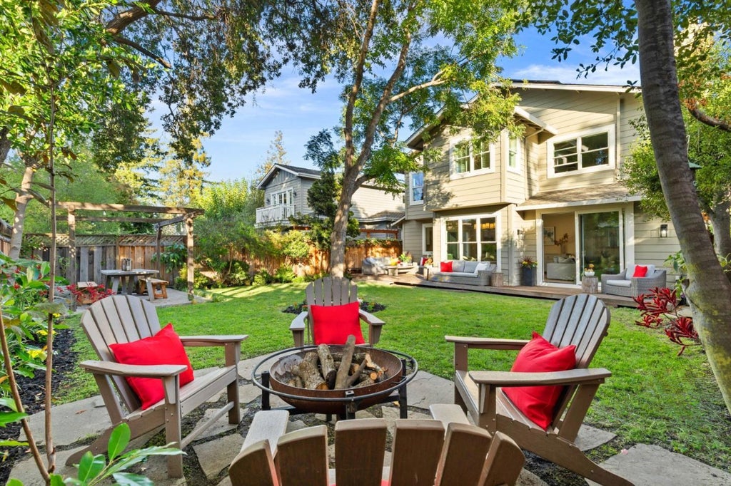 2140 Monterey Ave, MENLO PARK