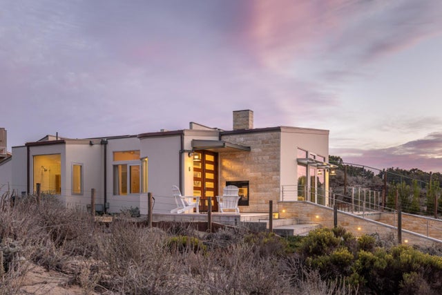 6 Spray Ave, MONTEREY