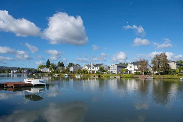 756 Newport Cir, Redwood Shores