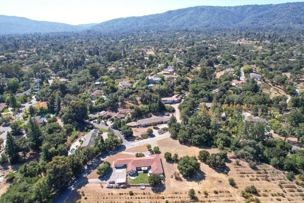 14001 Chester Ave, SARATOGA