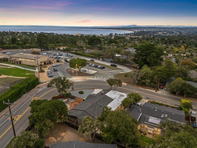 252 Soledad Dr, MONTEREY