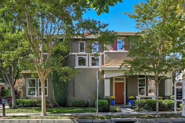 118 Magnolia Ln, MOUNTAIN VIEW