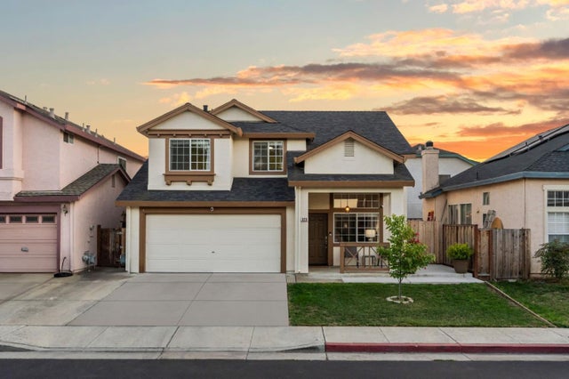 820 Woodcreek Way, Gilroy