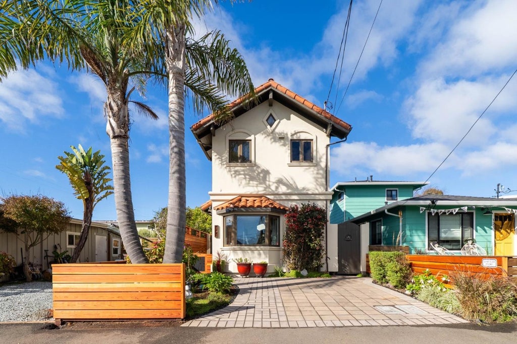 121 Anchorage Ave, SANTA CRUZ