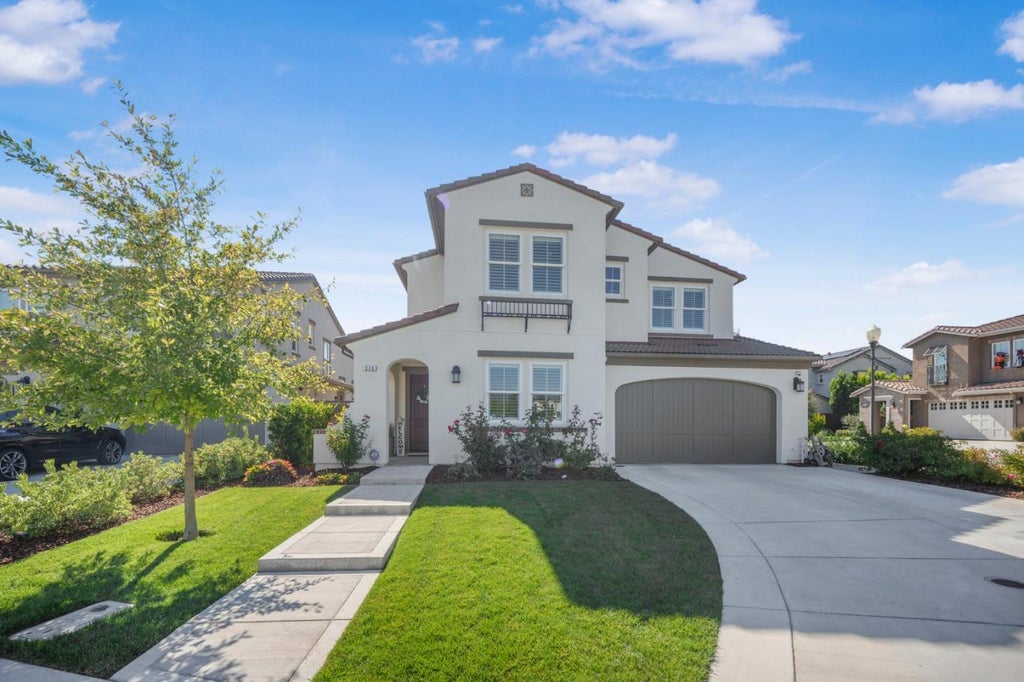 215 Calle Del Rey, MORGAN HILL