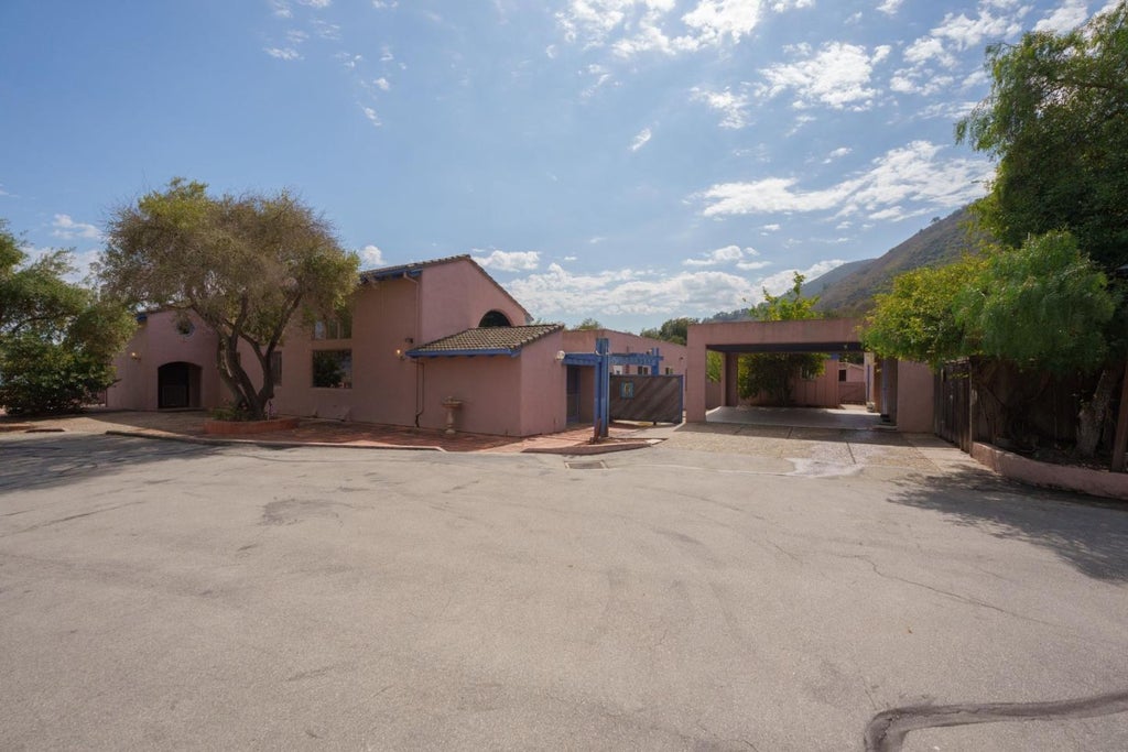 1352 River Rd, SALINAS