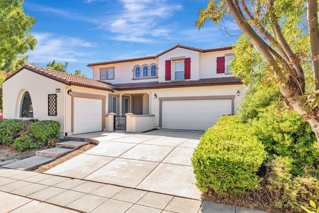 202 W Fauna Ave, MOUNTAIN HOUSE