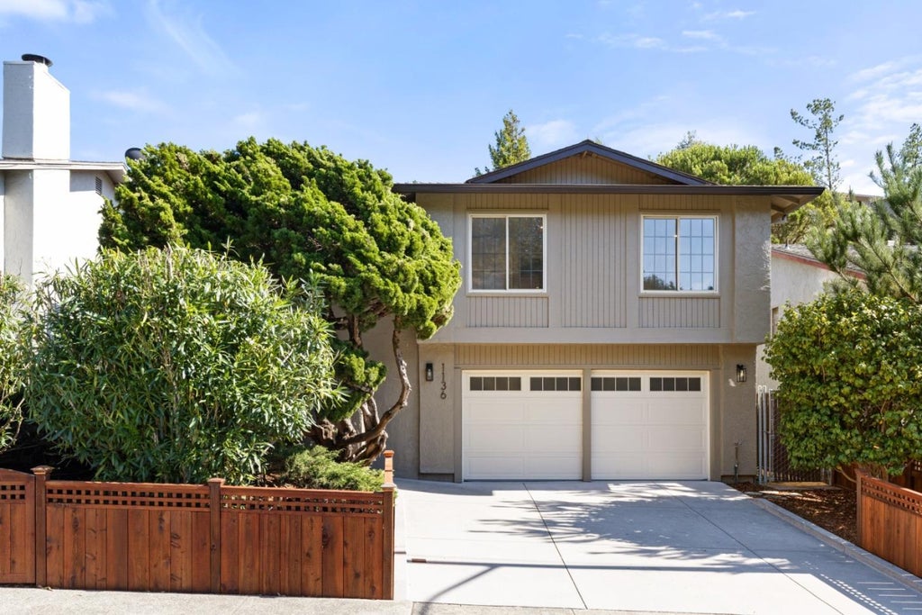 1136 Oddstad Blvd, PACIFICA