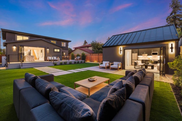 139 Victoria Rd, BURLINGAME