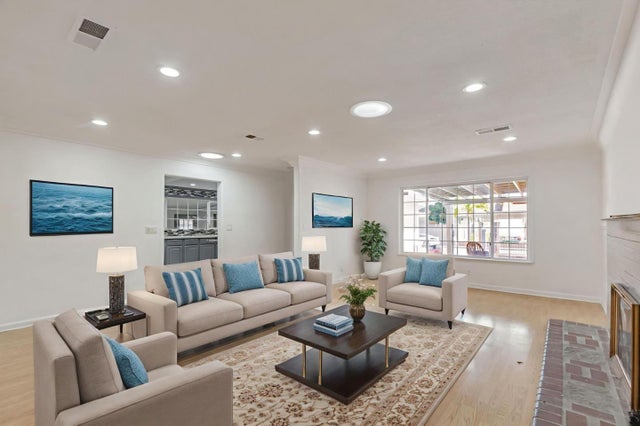 1087 Starlite Dr, MILPITAS