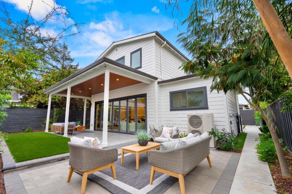 195 Sunnyside Ave, CAMPBELL