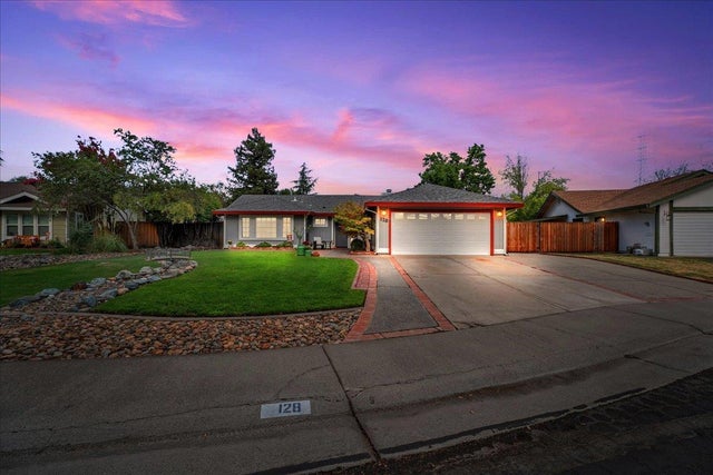128 Mesquite Ct, FOLSOM
