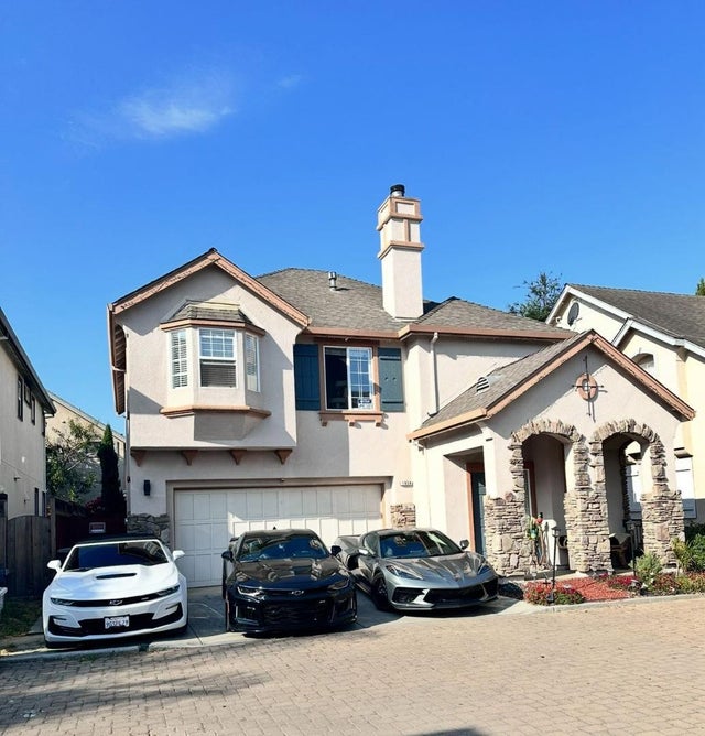 1958 Bradbury St, SALINAS