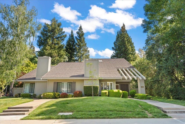 2133 Gold Rush Dr, GOLD RIVER