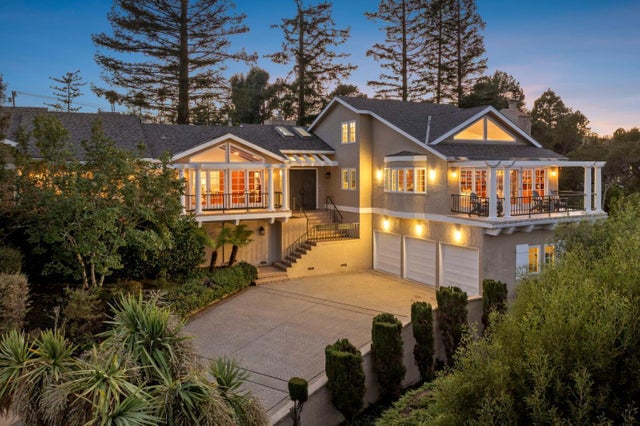 30 Live Oak Ln, HILLSBOROUGH