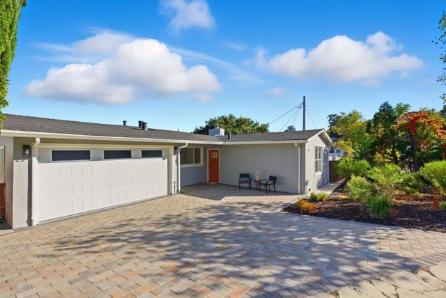 141 Hillcrest Rd, SAN CARLOS