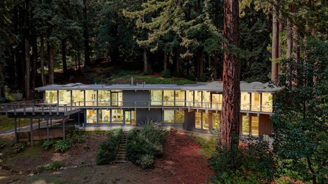 320 Grandview Dr, WOODSIDE