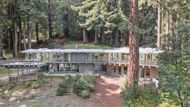 320 Grandview Dr, WOODSIDE