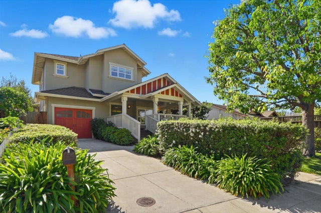 1951 Plymouth St, MOUNTAIN VIEW