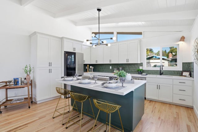 3233 Maplethorpe Ln, SOQUEL