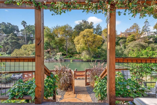 425 Riverview Ave, CAPITOLA