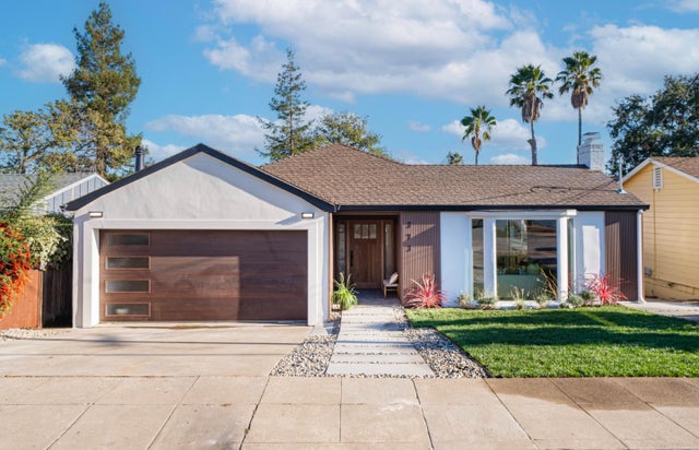 373 Oakview Dr, San Carlos