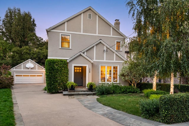 1568 Columbus Ave, BURLINGAME