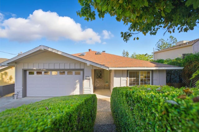 329 Oakview Dr, SAN CARLOS