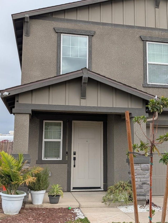 408 Rice Way, LOS BANOS