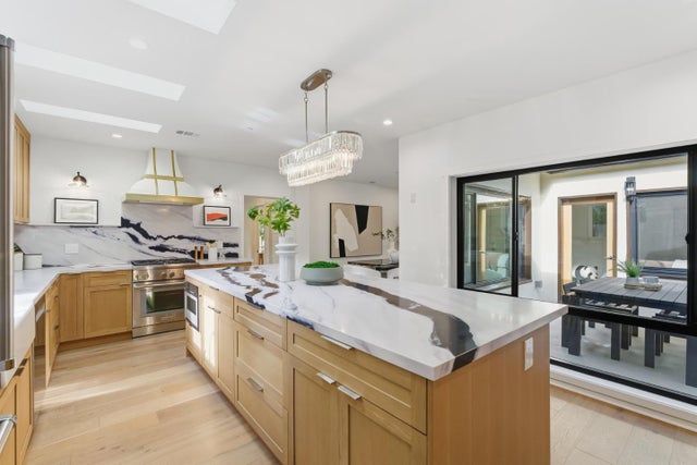 194 Oak Ct, MENLO PARK