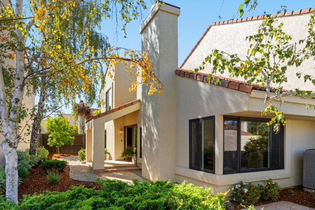 29 Barcelona Cir, REDWOOD CITY