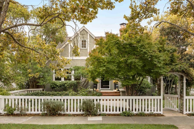 1837 Brewster Ave, REDWOOD CITY