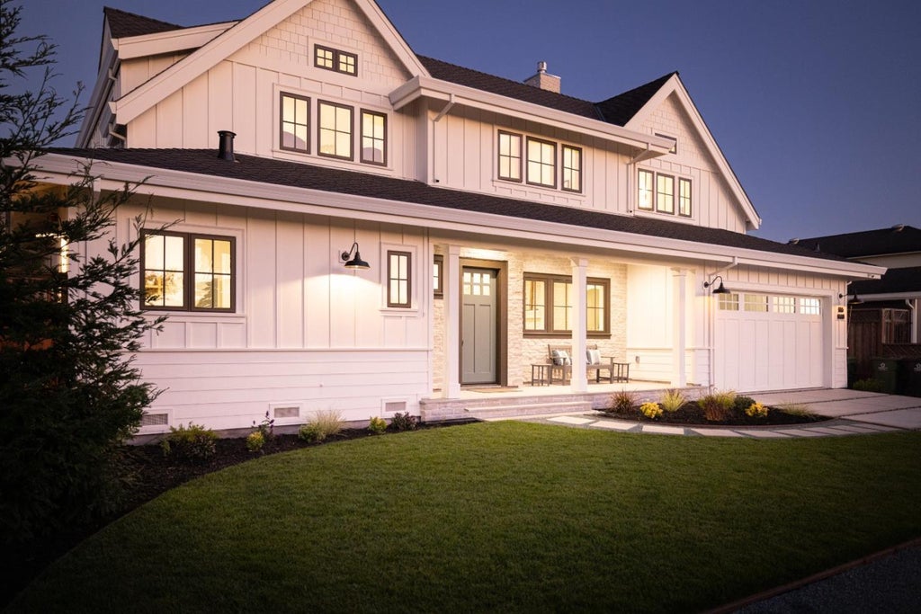 655 Potter Ave, HALF MOON BAY