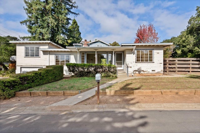 2326 Buena Vista Ave, BELMONT