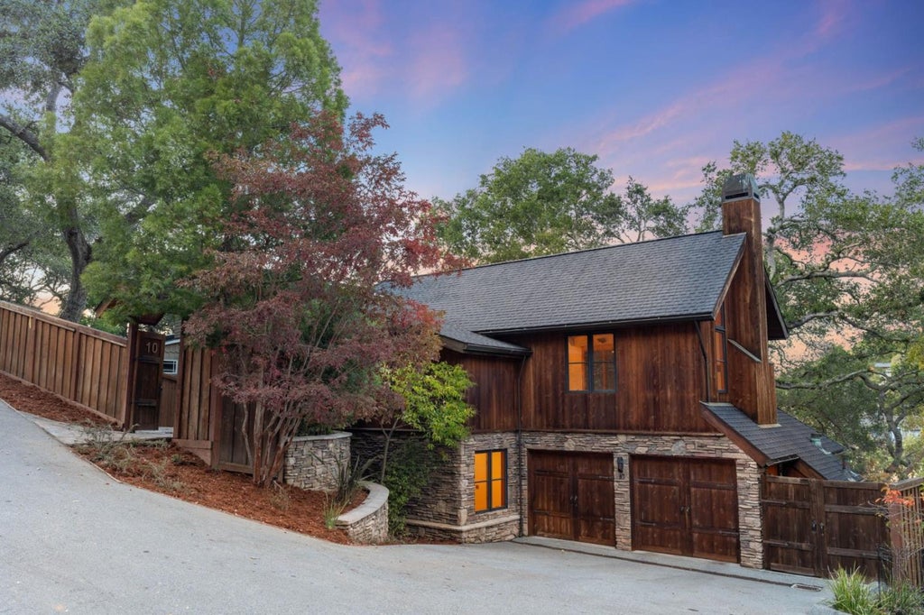 10 Winding Way, SAN CARLOS