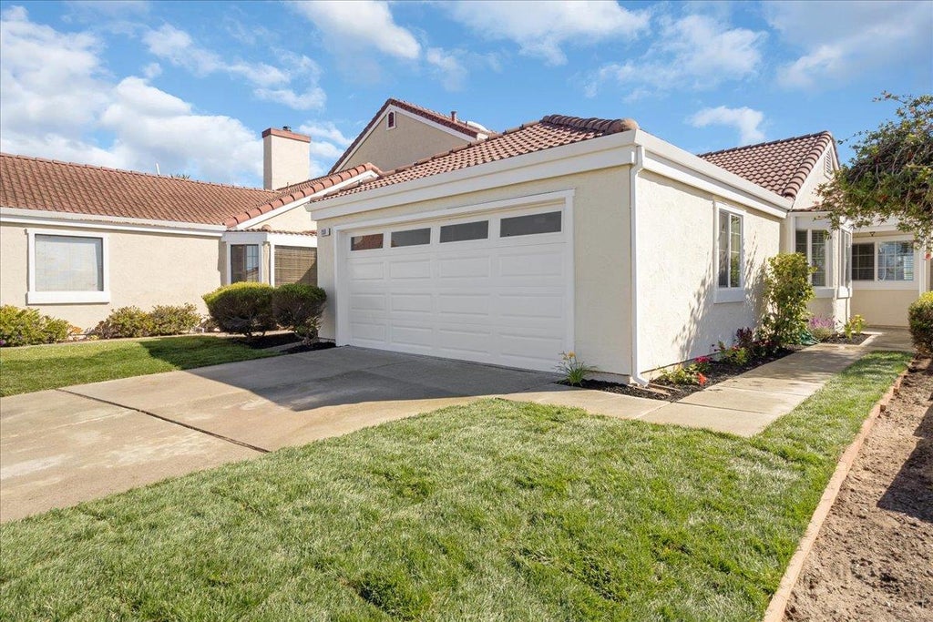 159 Dolphin Cir, MARINA