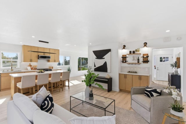 17838 Walnut Rd, CASTRO VALLEY