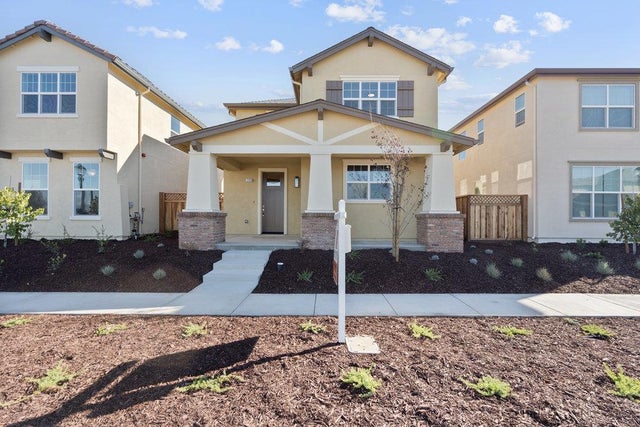 772 Livingston, KING CITY