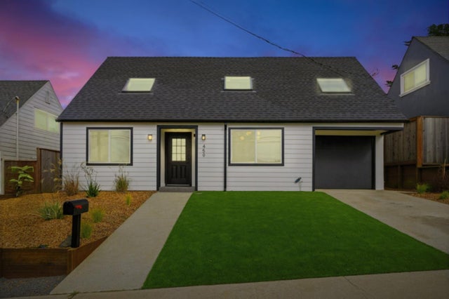 459 Heathcliff Dr, PACIFICA