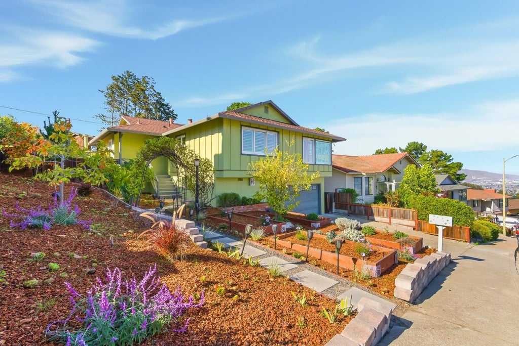 1345 Tuolumne Rd, MILLBRAE