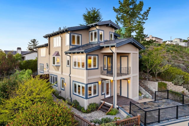 107 Dolphine Ave, EL GRANADA